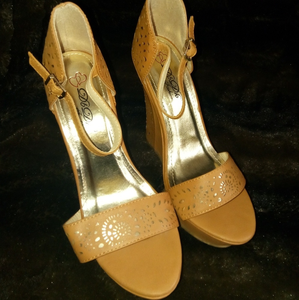 Final price DbDk Wedges